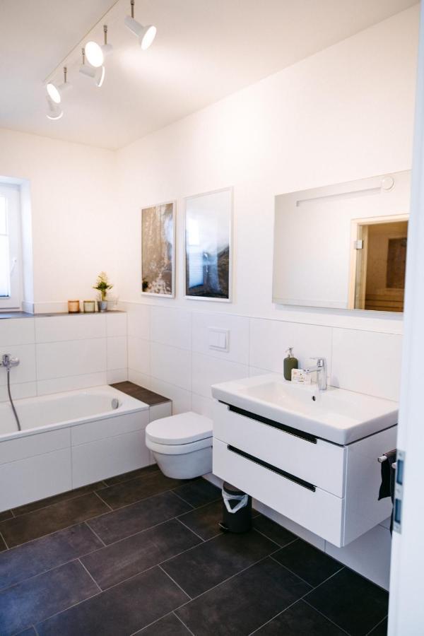 Holiday home Am Diemelsee - Wlan / Sauna / - Sport & Erholung